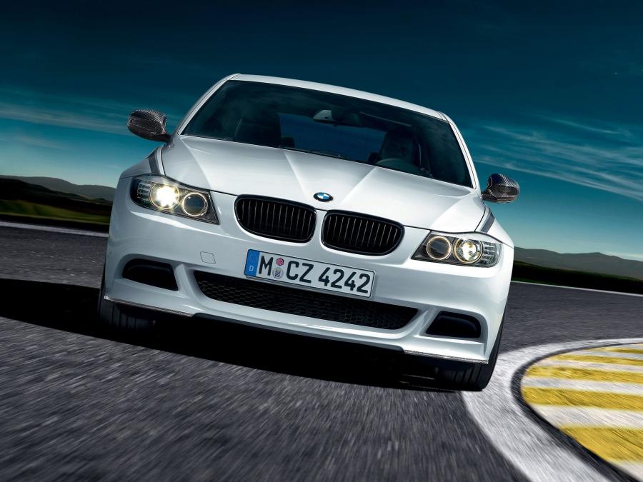  BMW 335i Performance Power Kit 2008 года  (фото 2 из 3)